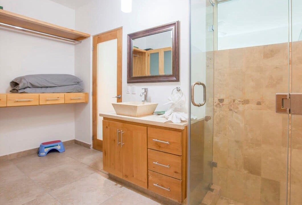 Photo of Bathroom in Colina del Sol