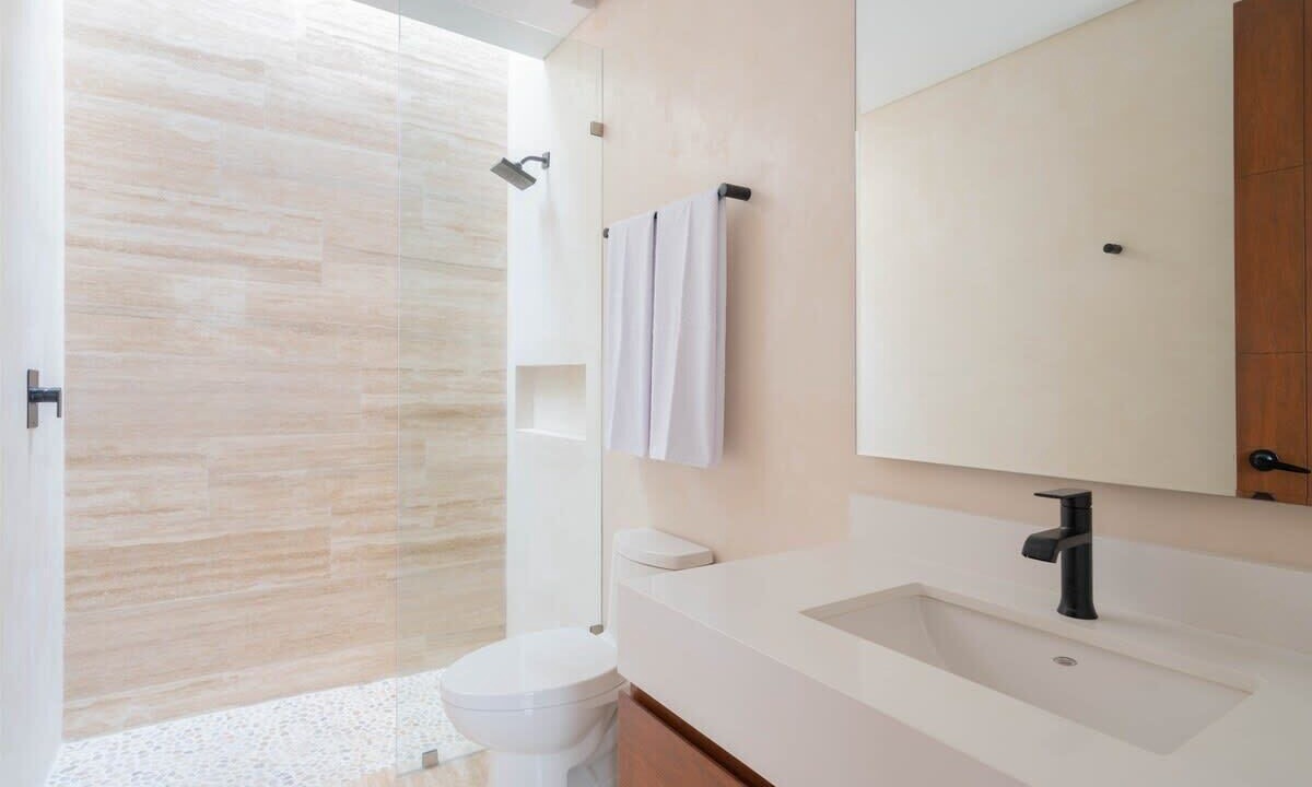Photo of Bathroom in Zama