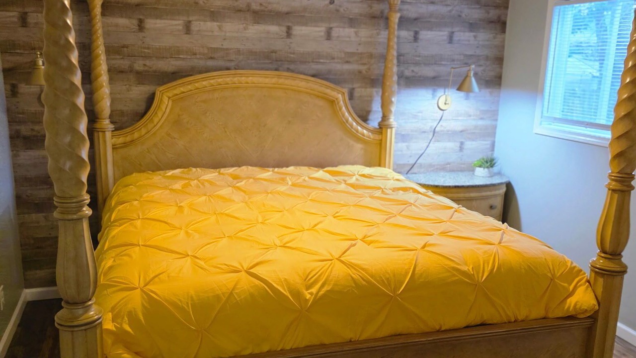 Photo of Bedroom in Taylor Berry