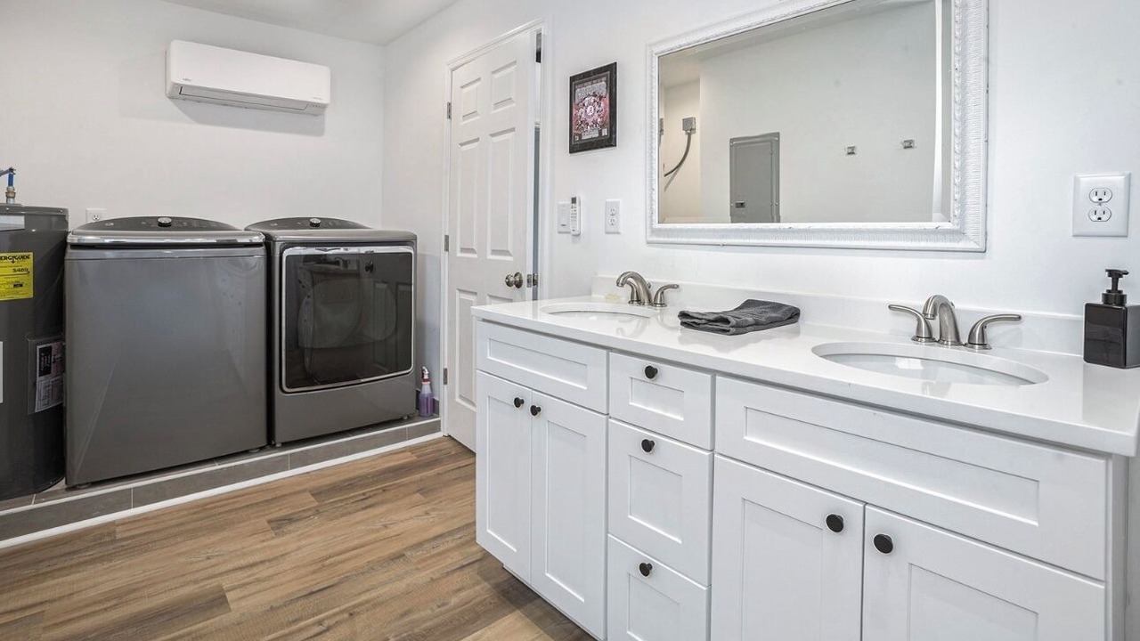 Photo of Others in McCalla