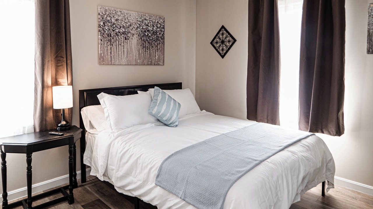 Photo of Bedroom in Evansville