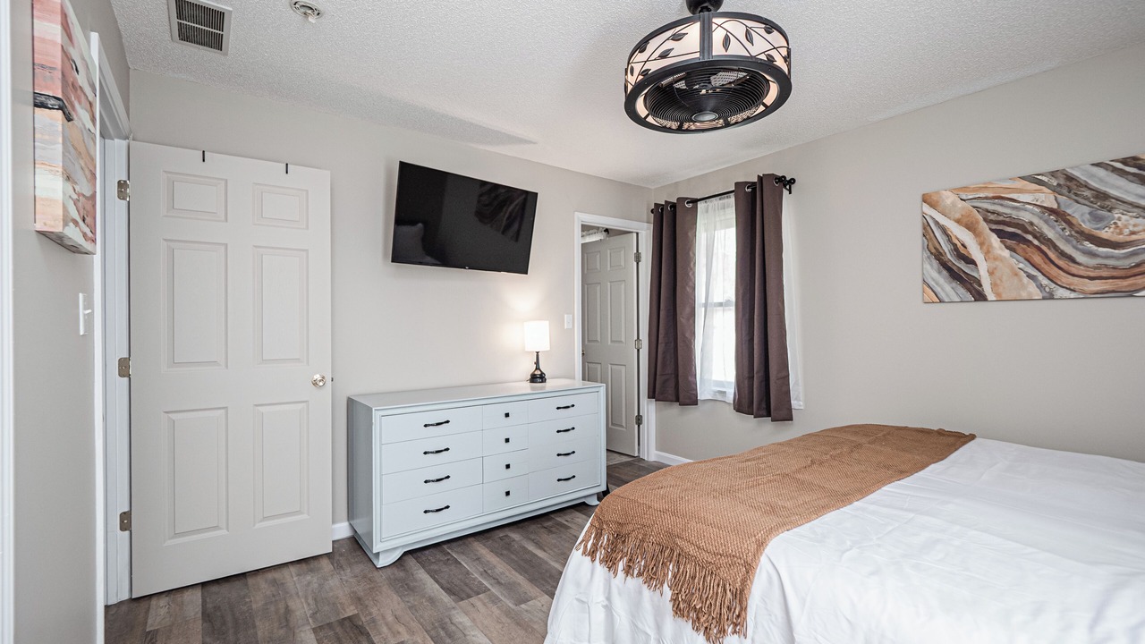 Photo of Bedroom in Evansville