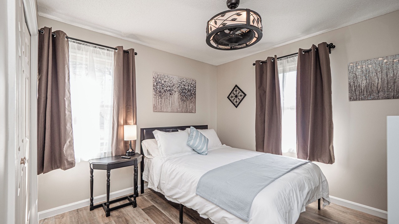 Photo of Bedroom in Evansville