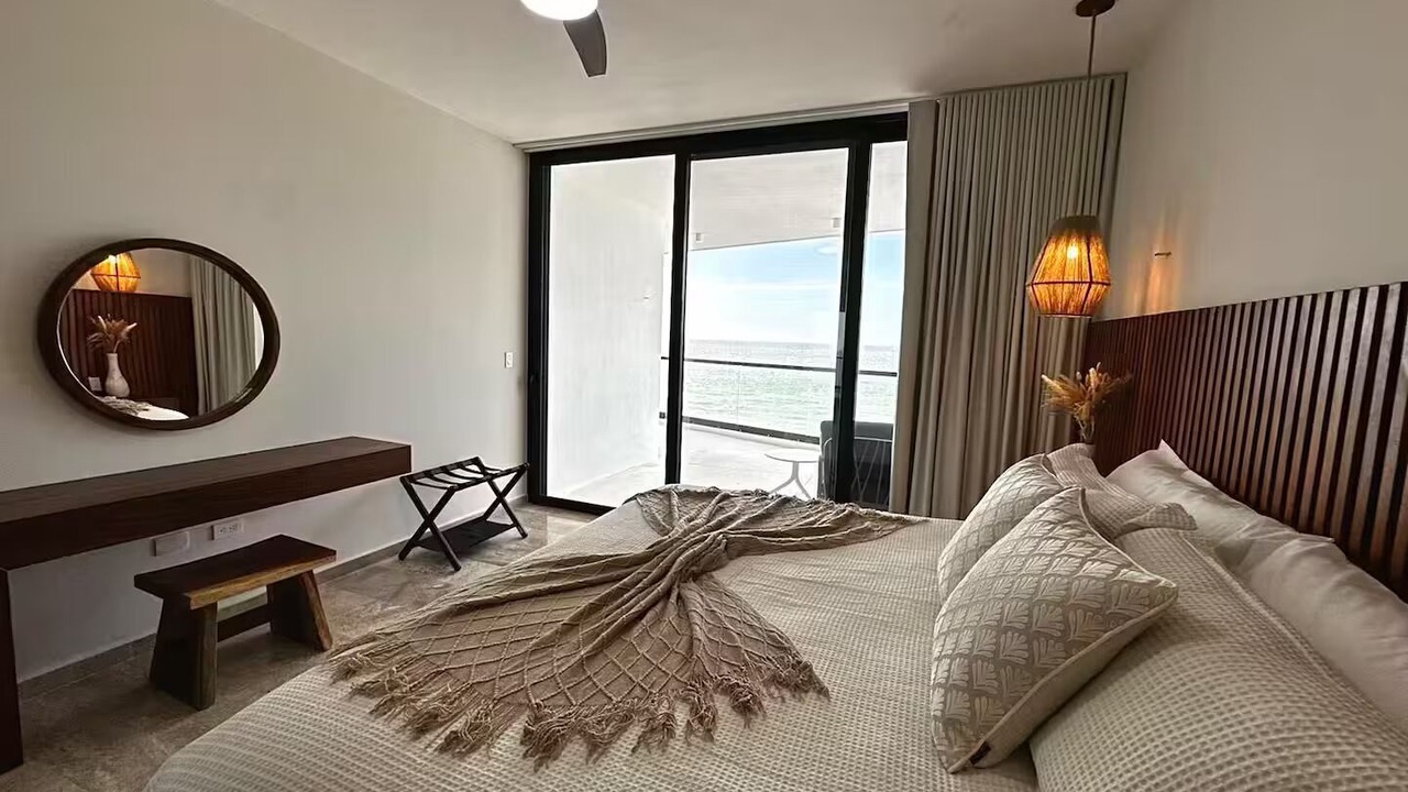 Photo of Bedroom in Miramar