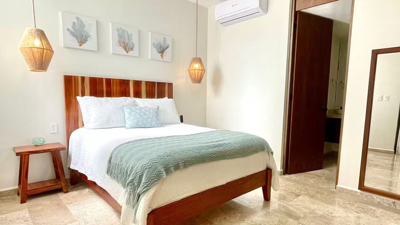 Photo of Bedroom in Miramar