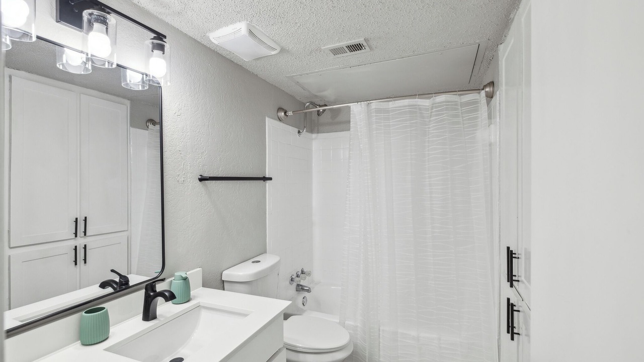 Photo of Bathroom in North Arlington