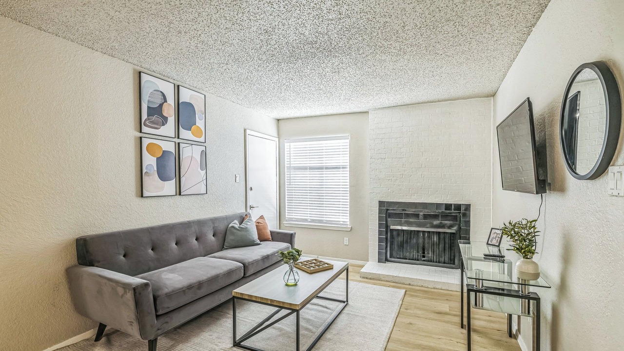 Photo of Livingroom in North Arlington