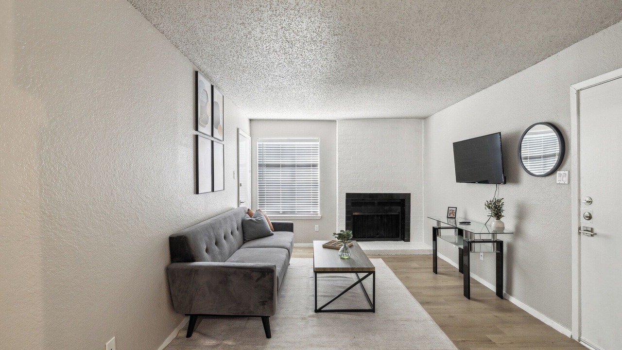 Photo of Livingroom in North Arlington