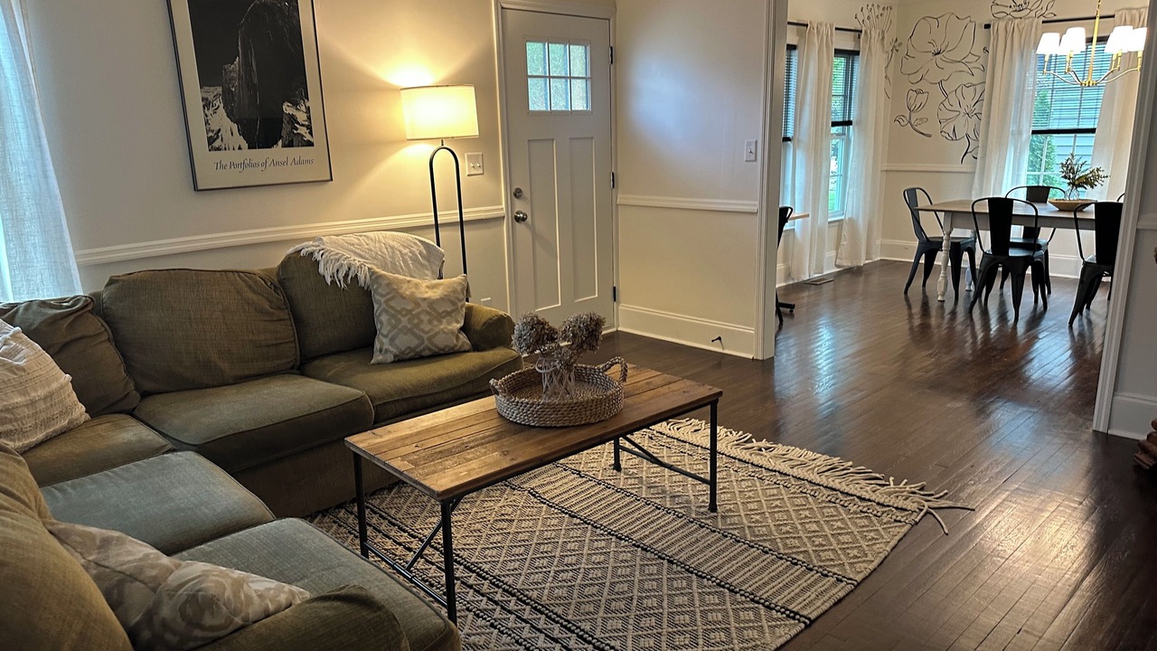 Photo of Livingroom in Greer
