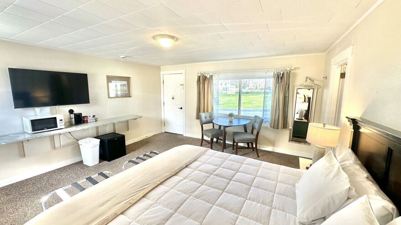 Photo of Bedroom in Hulls Cove