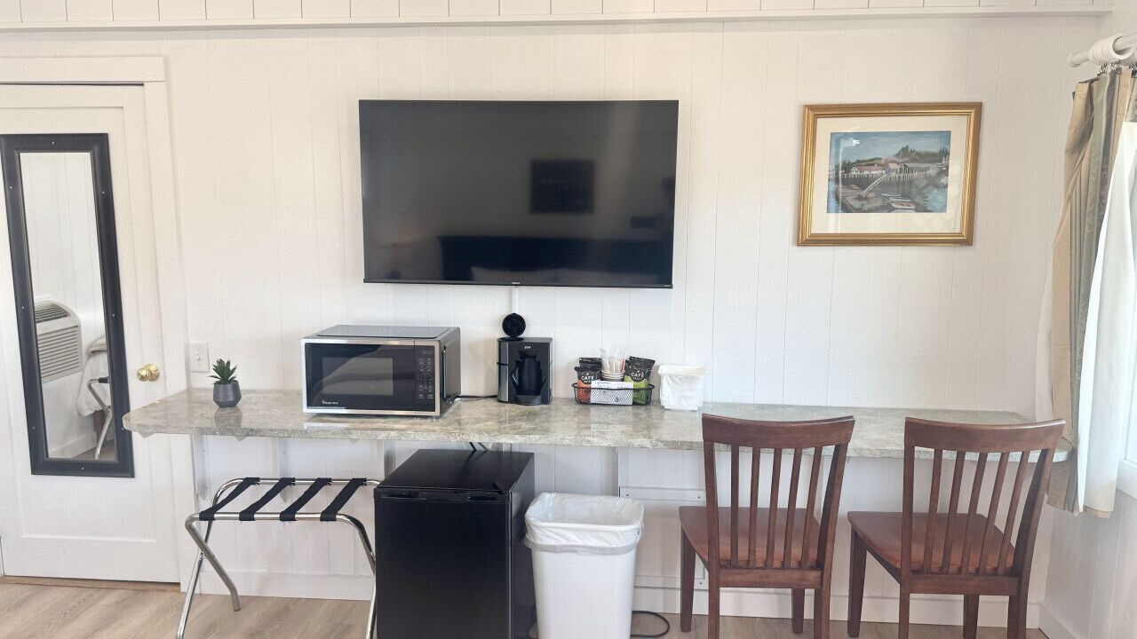 Photo of Bedroom in Hulls Cove