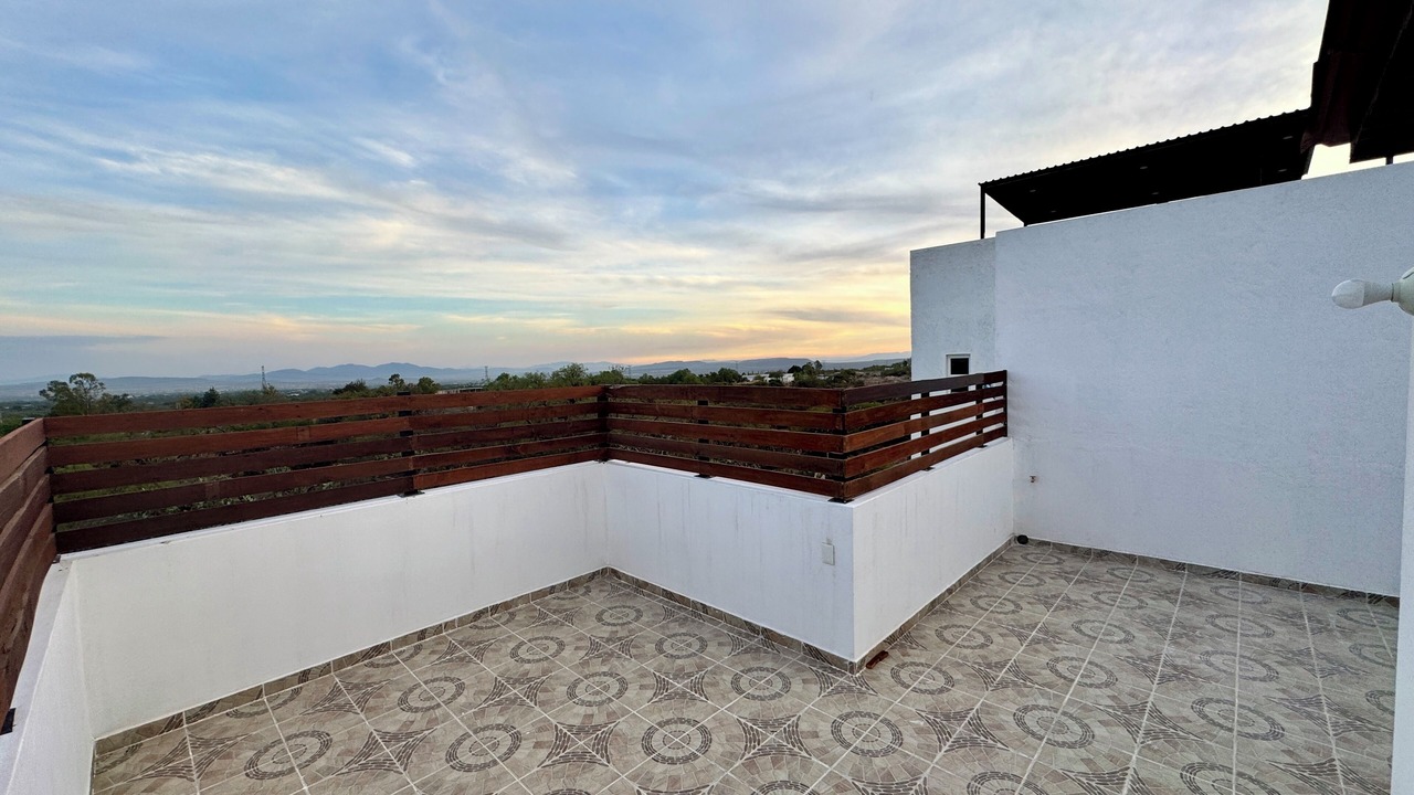 Photo of Patio Balcony in Bernal