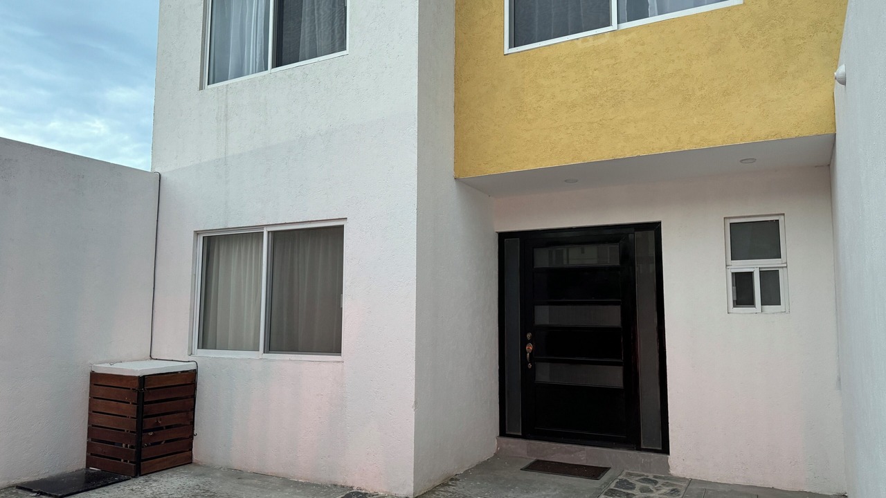 Photo of Outdoor in Bernal