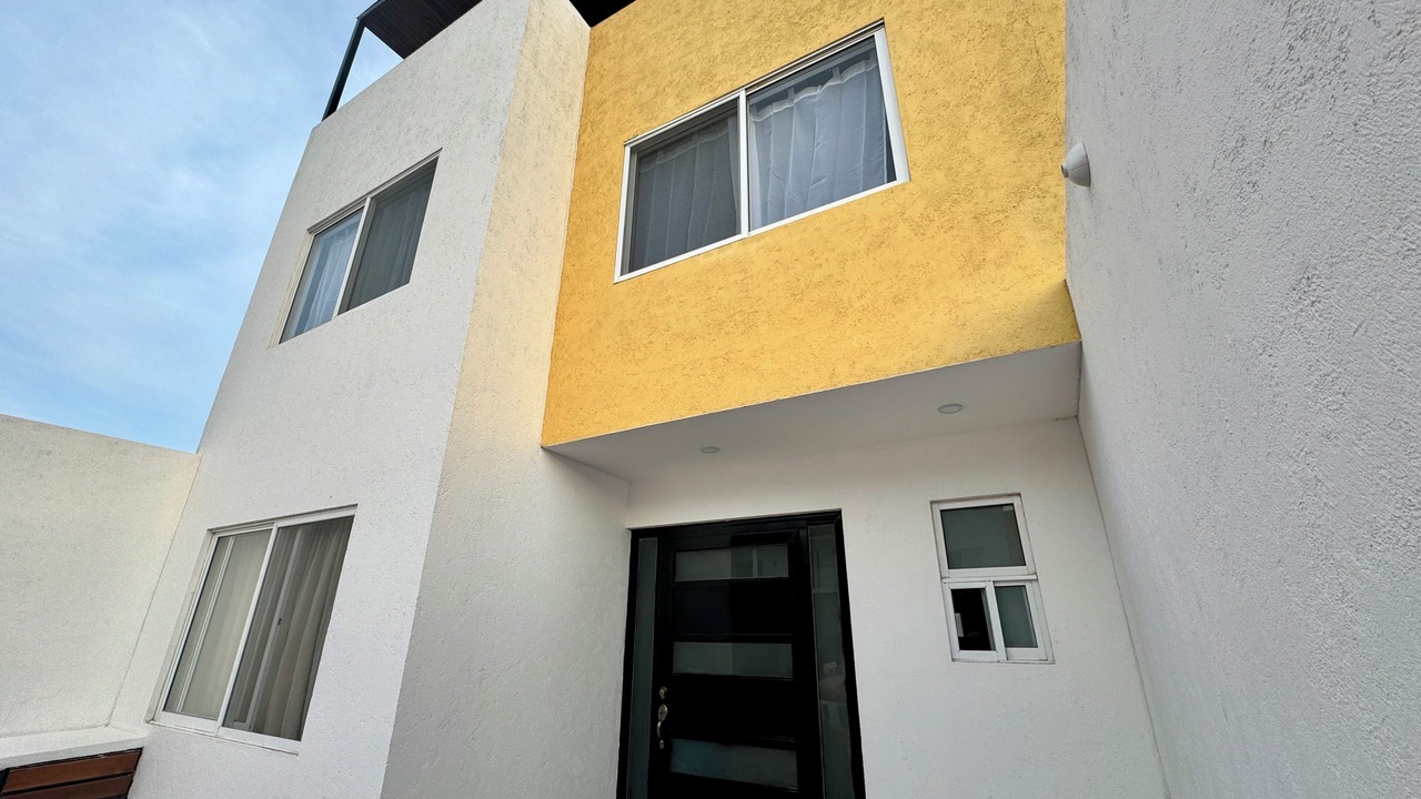 Photo of Outdoor in Bernal