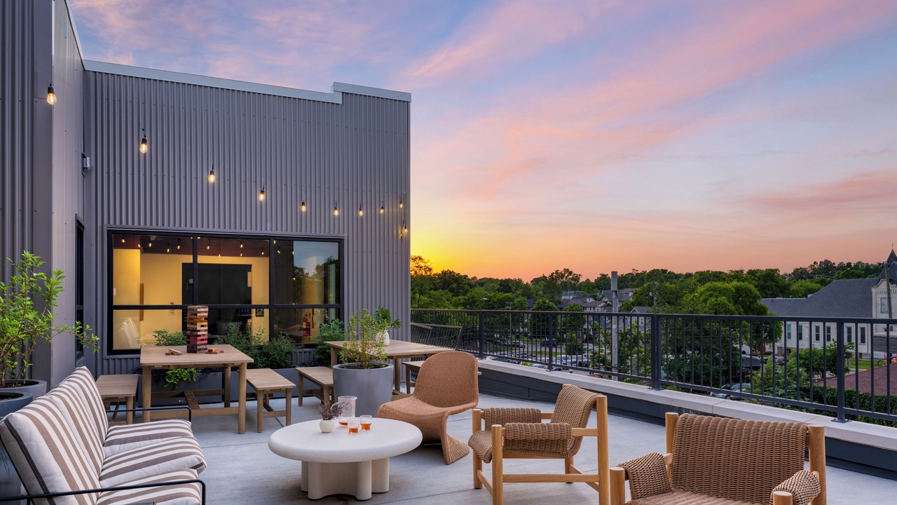 Photo of Outdoor in Belmont - Hillsboro