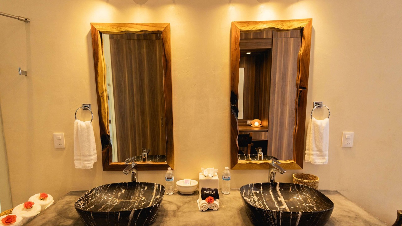 Photo of Bathroom in South Shore Hotel Area