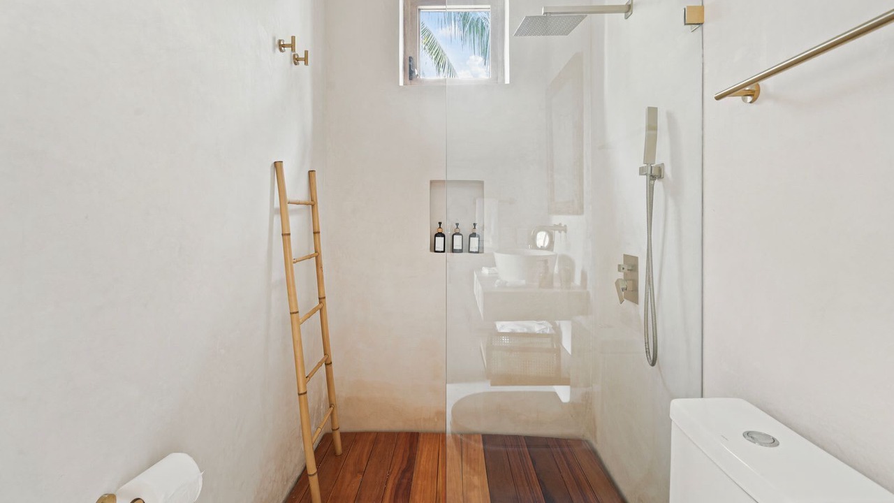 Photo of Bathroom in Litibu
