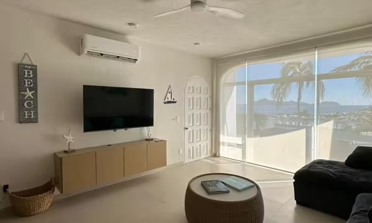 Photo of Livingroom in Las Hadas