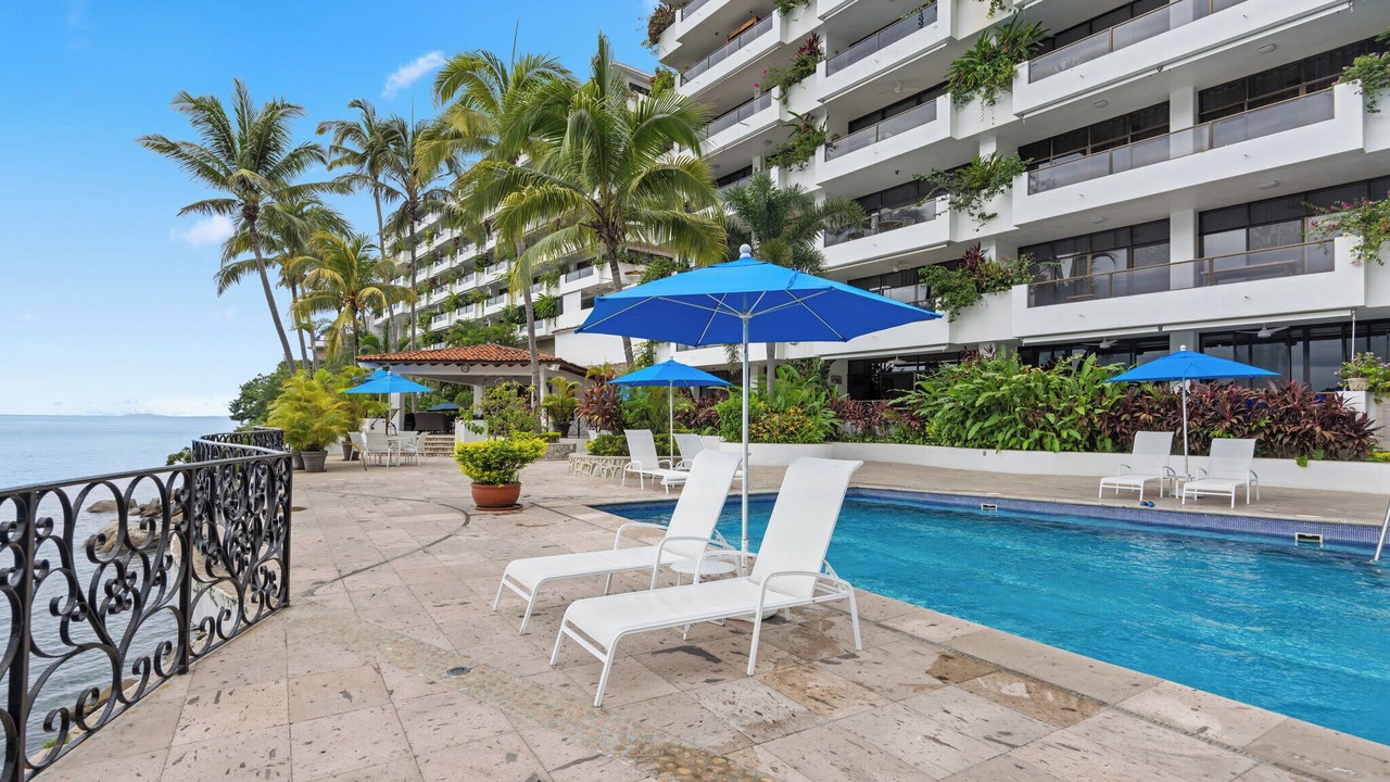 Photo of Outdoor in South Shore Hotel Area