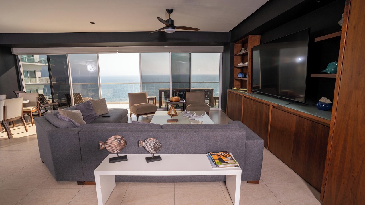 Photo of Livingroom in North Hotel Zone