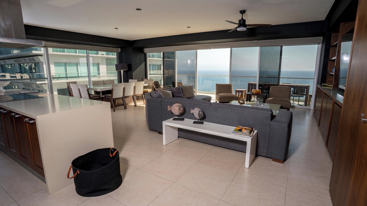 Photo of Livingroom in North Hotel Zone