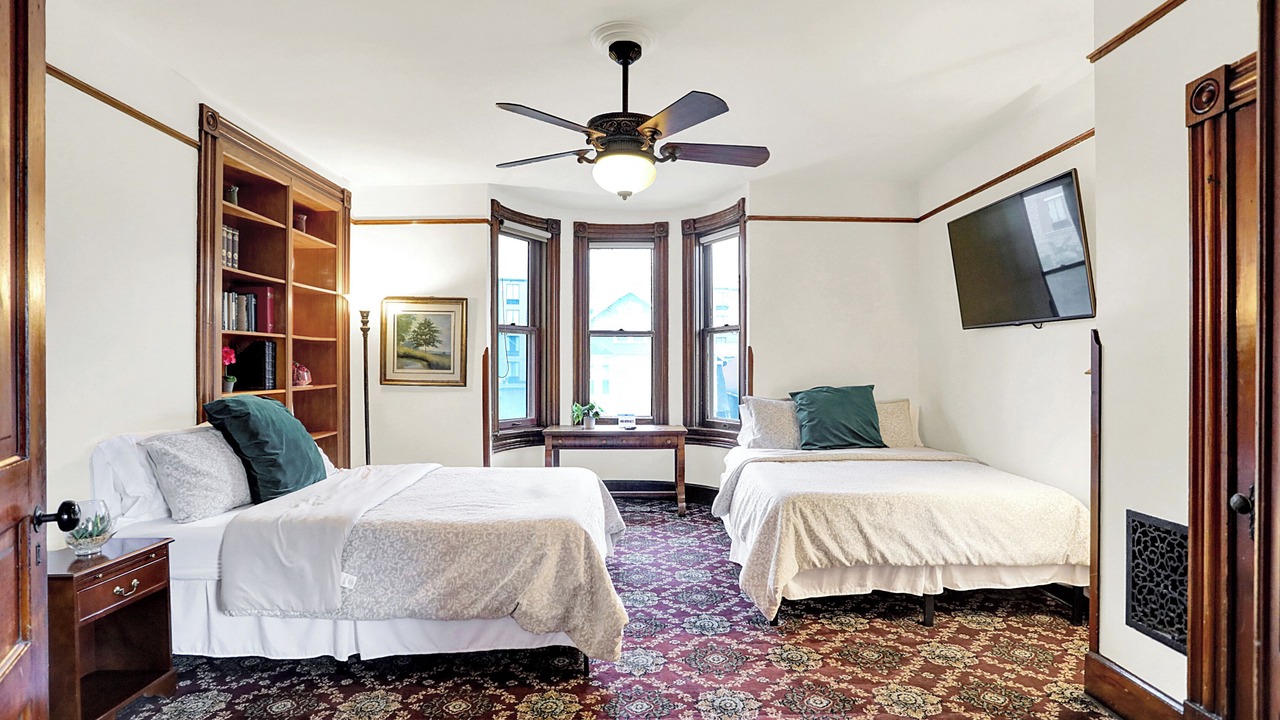 Photo of Bedroom in Babe Denny