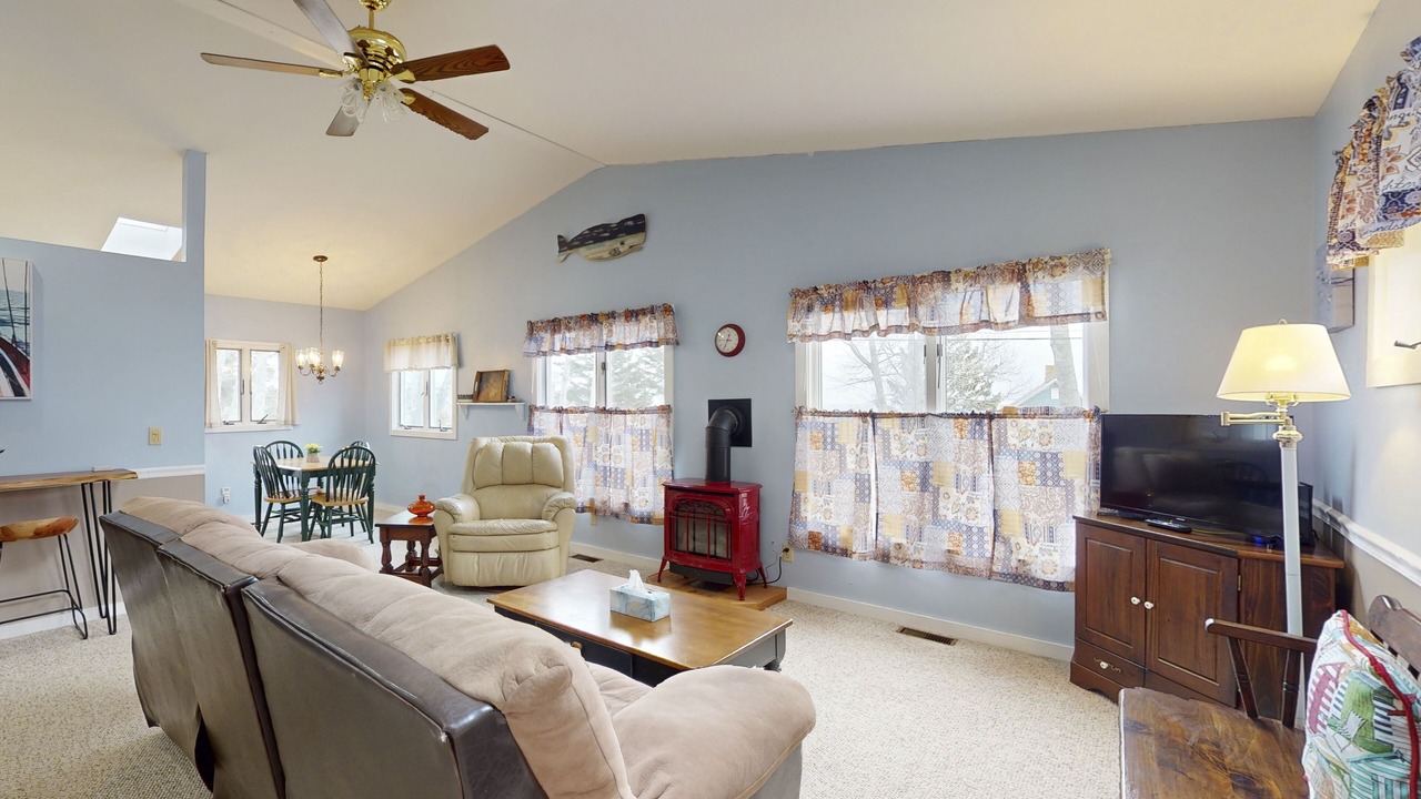 Photo of Livingroom in Chamberlain