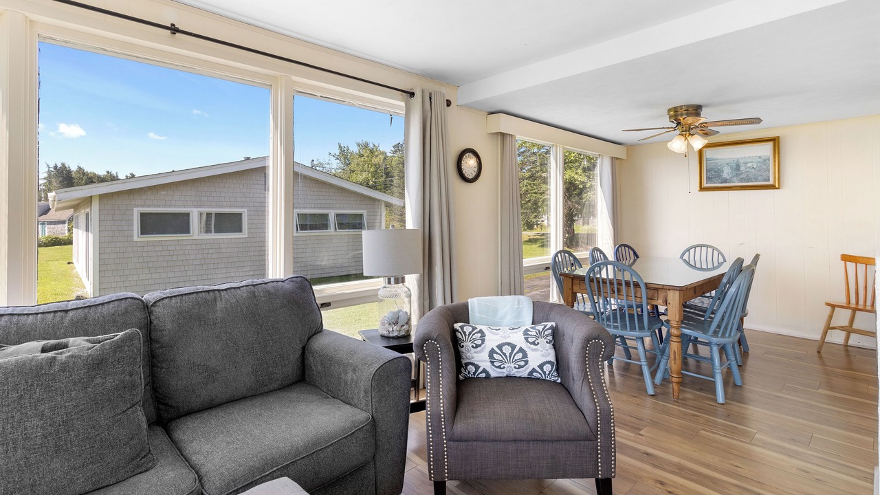 Photo of Livingroom in Owls Head