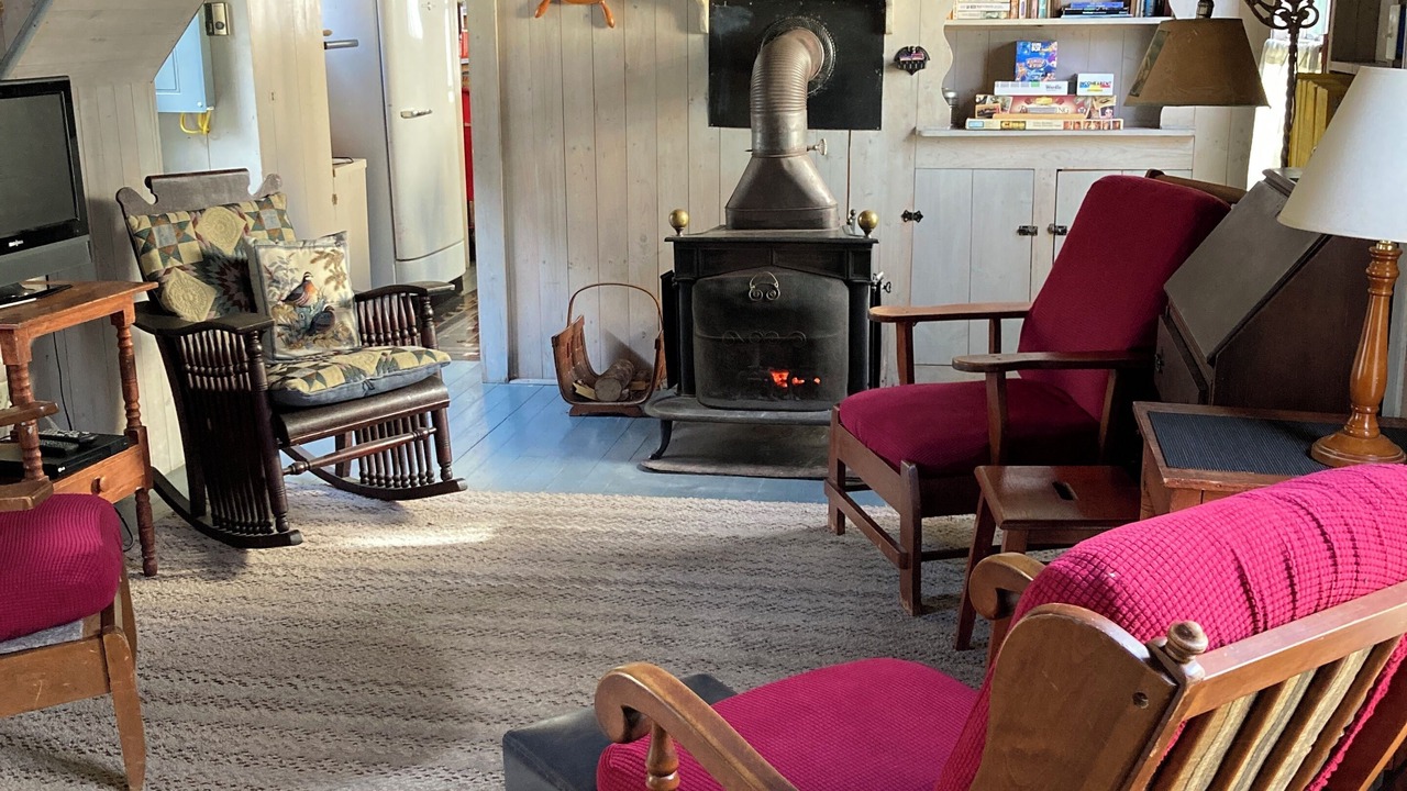 Photo of Livingroom in Bayside