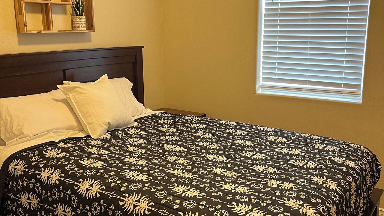 Photo of Bedroom in Corvallis