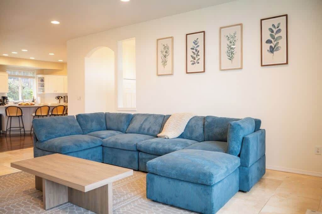 Photo of Livingroom in McMinnville