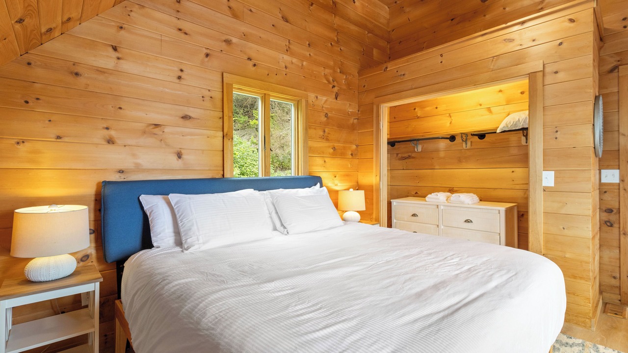 Photo of Bedroom in Spruce Head