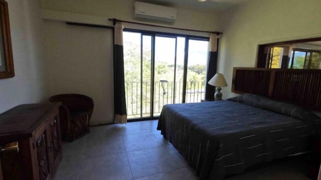 Photo of Bedroom in South Hotel Zone