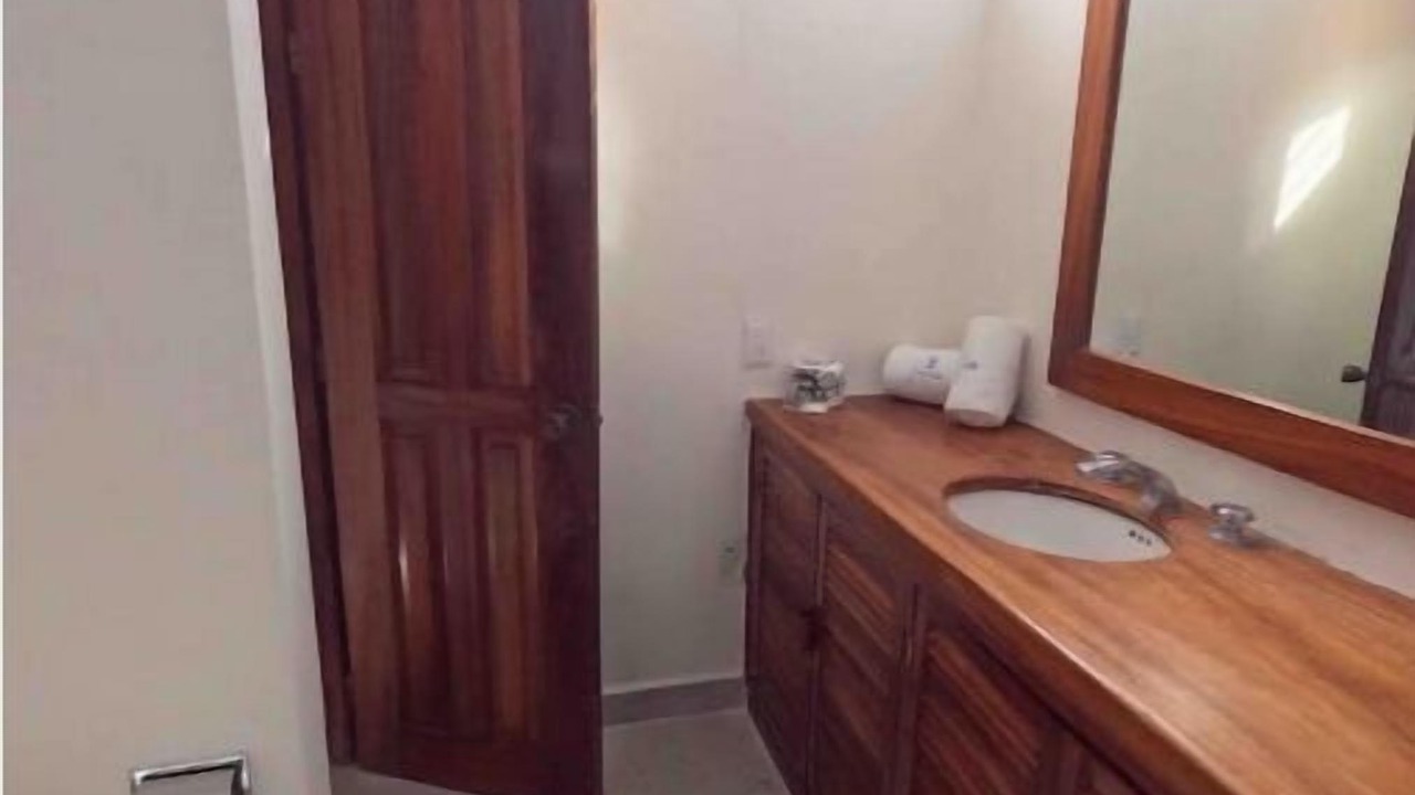 Photo of Bathroom in South Hotel Zone