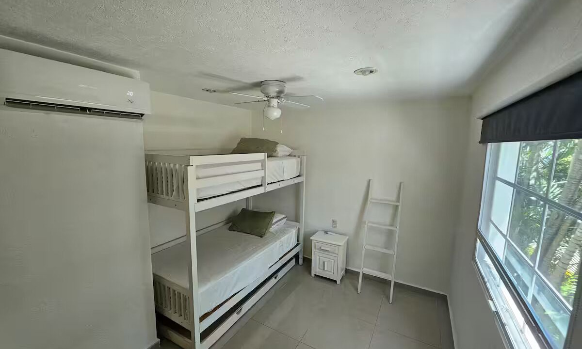 Photo of Bedroom in Puerto Marques