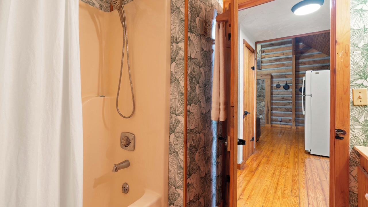 Photo of Bathroom in Birdseye