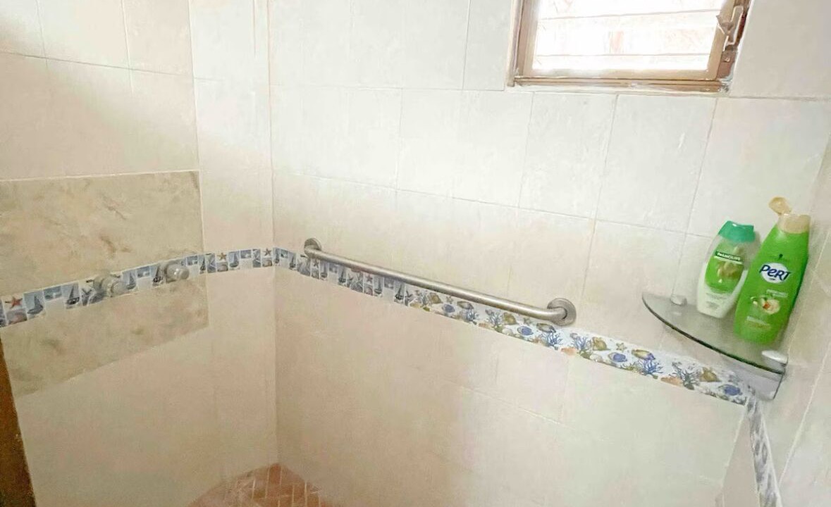 Photo of Bathroom in La Cruz de Huanacaxtle