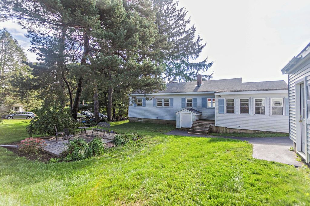 Photo of Outdoor in Pond Cove