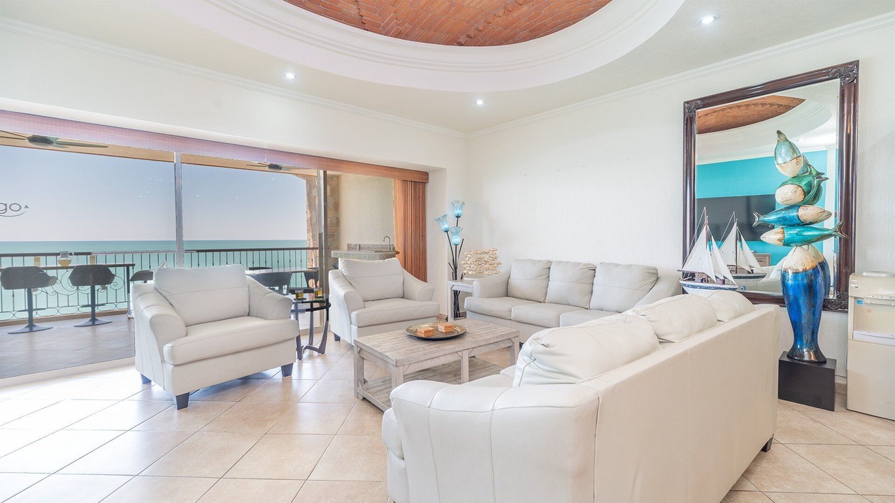 Photo of Livingroom in Bella Vista