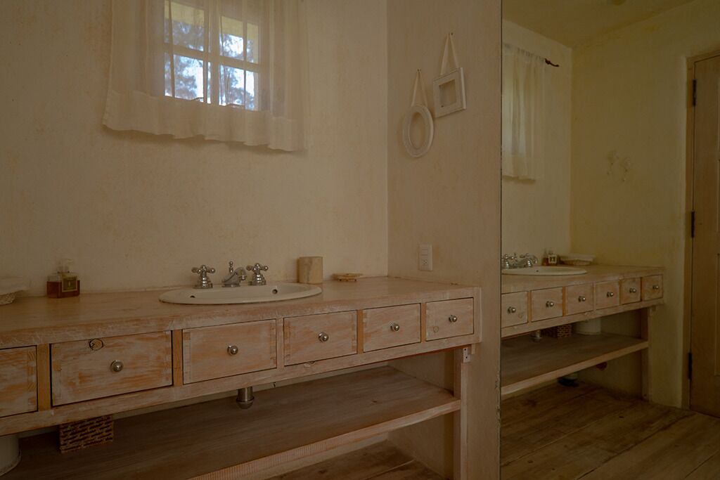 Photo of Bathroom in Canaleja