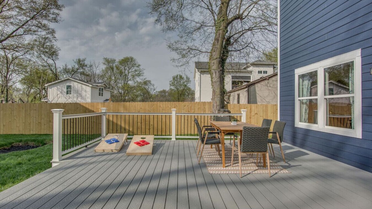 Photo of Outdoor in Cleveland Park