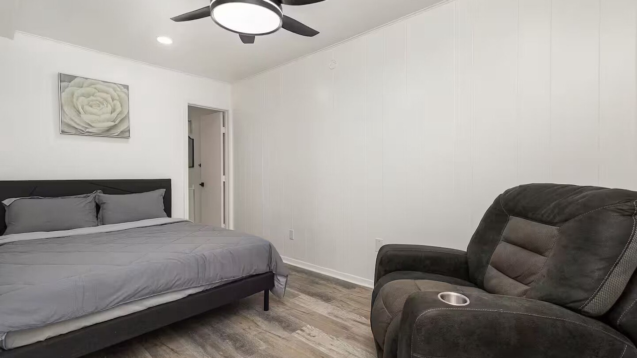 Photo of Bedroom in West Arlington