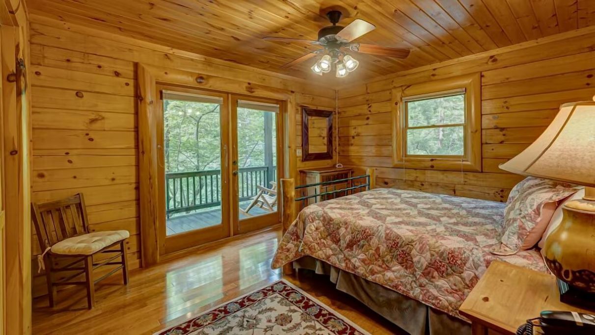 Photo of Bedroom in Necowa Cove