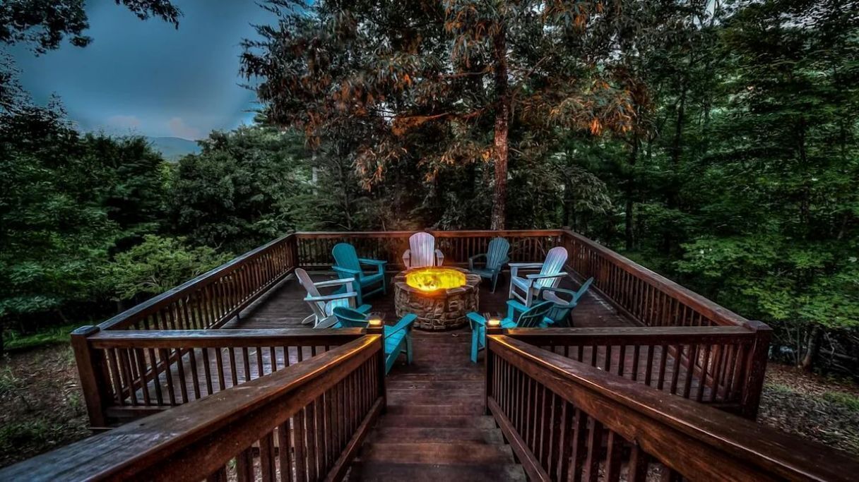 Photo of Patio Balcony in Necowa Cove