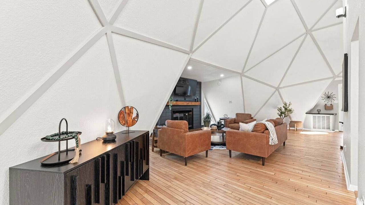 Photo of Livingroom in Bedford