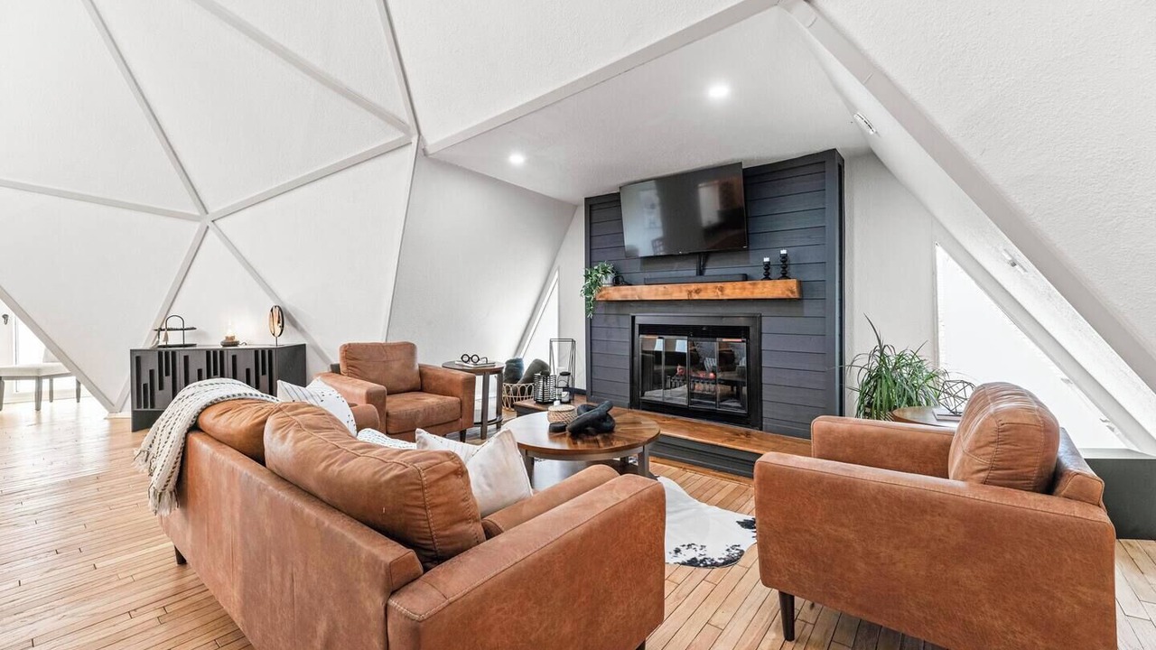 Photo of Livingroom in Bedford