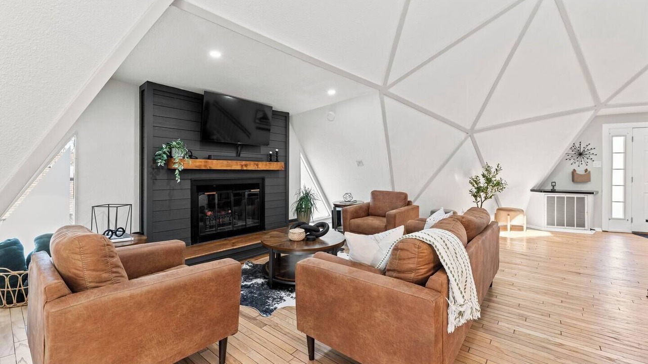 Photo of Livingroom in Bedford