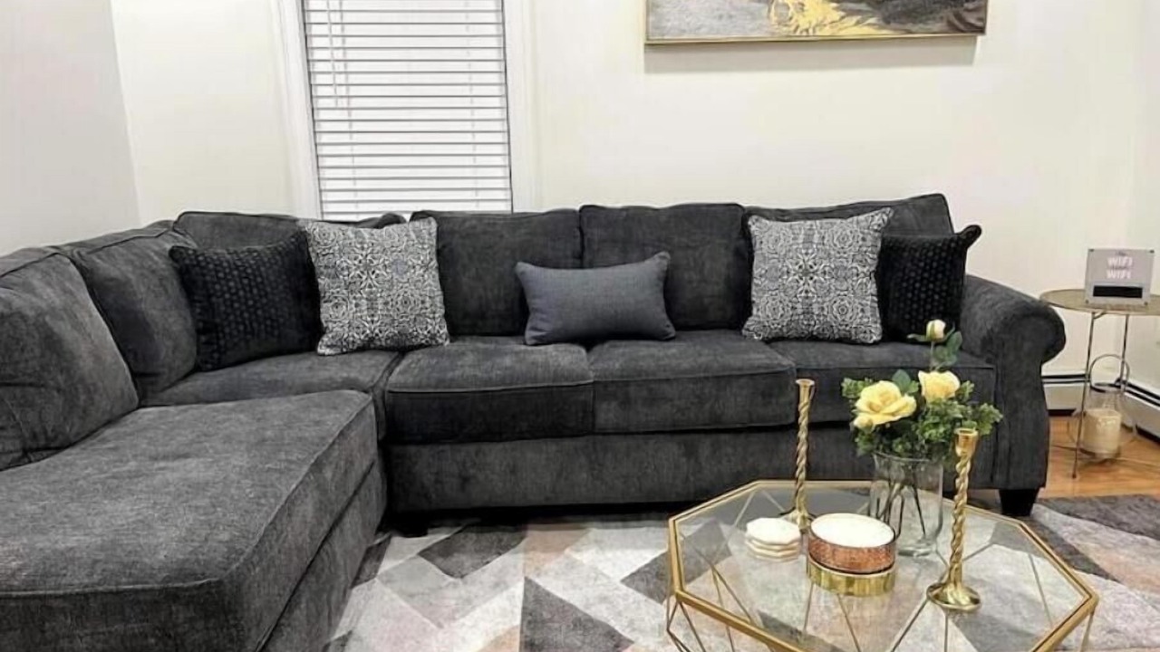 Photo of Livingroom in Lynn