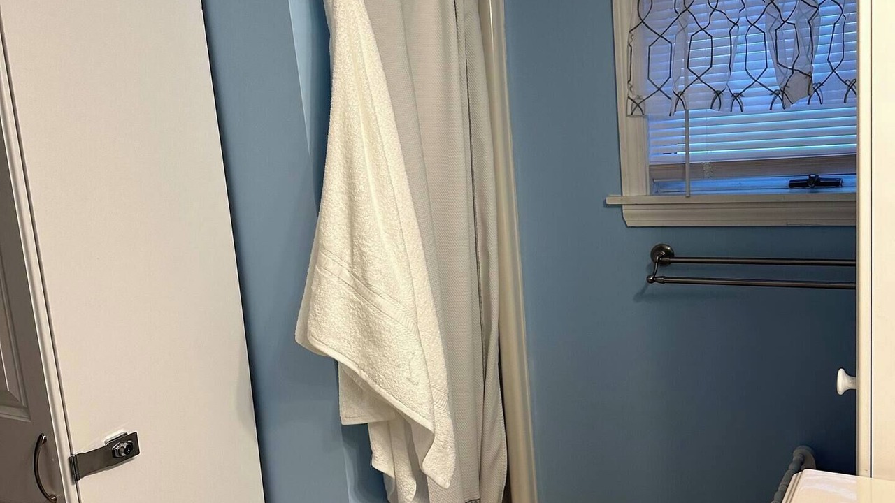 Photo of Bathroom in Sinclair