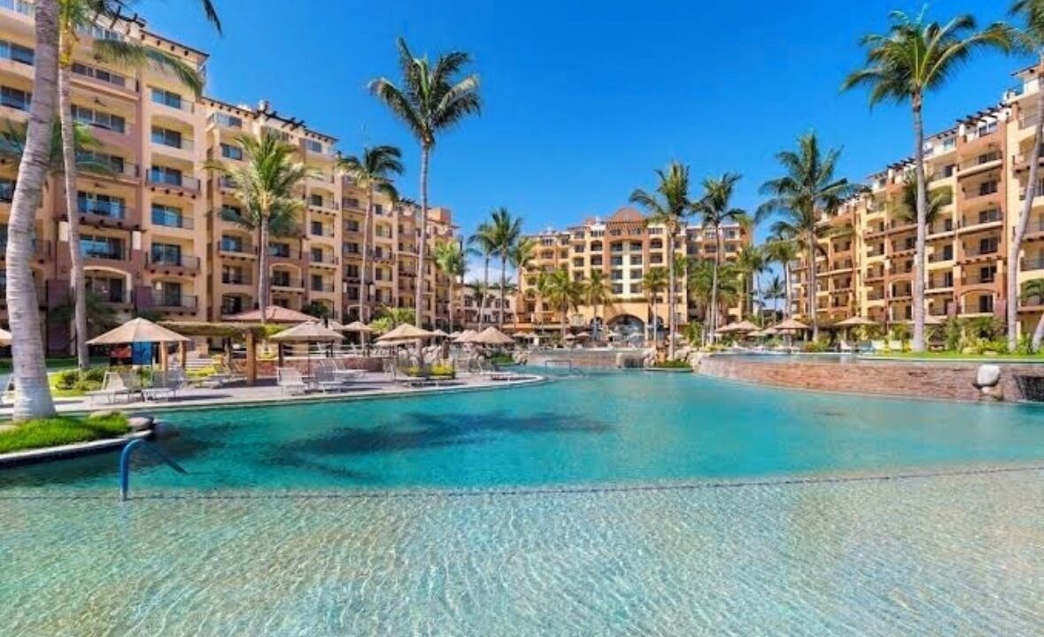 Photo of Outdoor in Flamingos